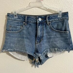 4/$10 Kendall & Kylie high rise jean shorts